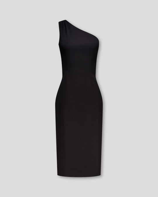 Asymmetrisches Kleid mit skulpturaler Schulterlinie und drei feinen Falten für eine fliessende Drapierung. Figurformende Abnäher vorn und hinten betonen eine elegante Silhouette. Unter dem Knie endend, mit rückwärtigem Gehschlitz für Bewegungsfreiheit. Nahtverdeckter Reissverschluss an der Seite und Blindsaum für ein puristisches Finish.
